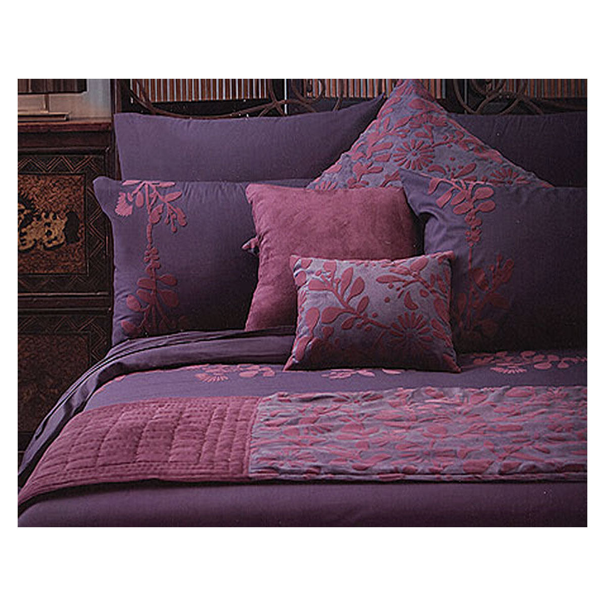 Accessorize Utopia Purple Quilt Cover Set Double - Home & Garden > Bedding - Zanlana Design and Home Decor