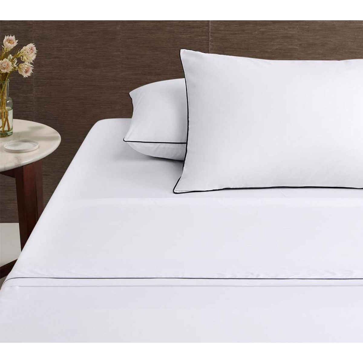Accessorize White/Black Piped Hotel Deluxe Cotton Sheet Set King - Home & Garden > Bedding - Zanlana Design and Home Decor